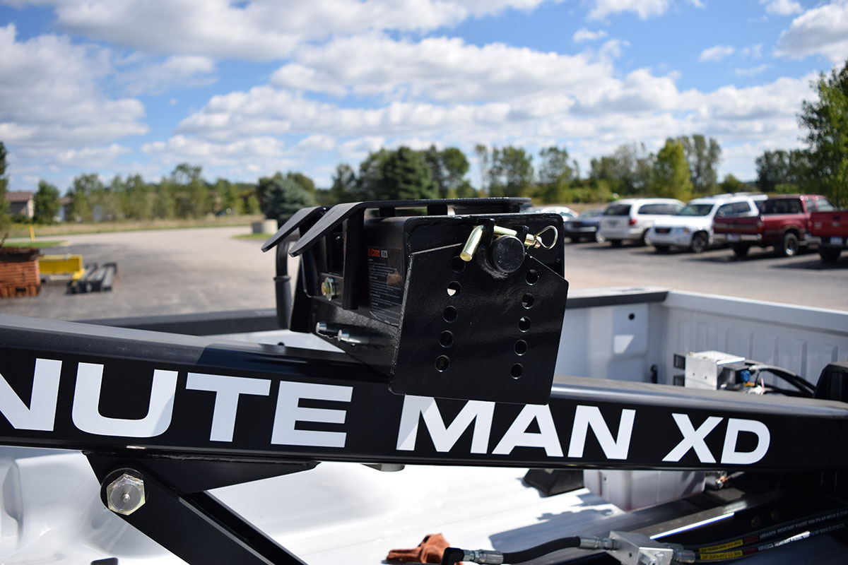 Fifth Wheel/Gooseneck Attachment (300) Minute Man Wheel Lifts